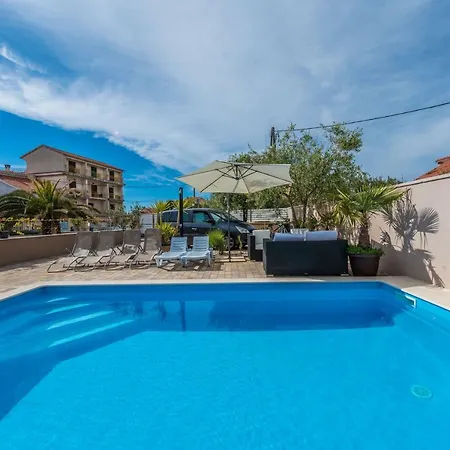 A&a ביבינייה