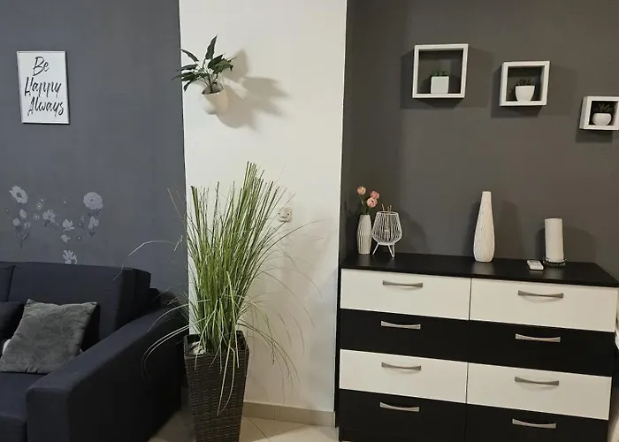 Apartment A&a *